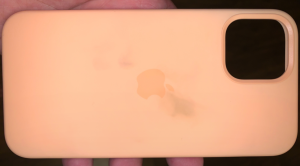 how to clean apple silicone case in easy steps